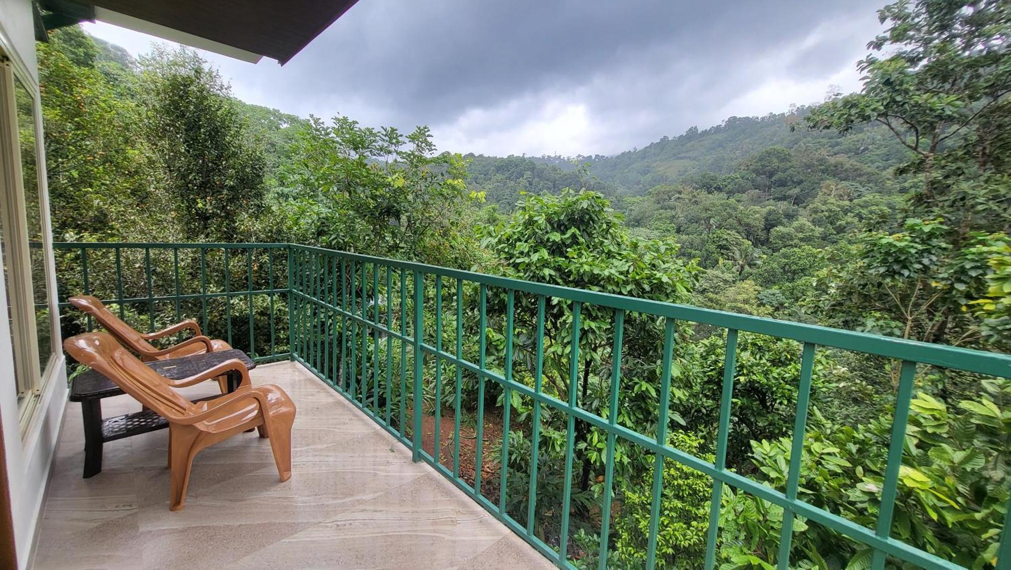Green Cradle Munnar Exterior photo